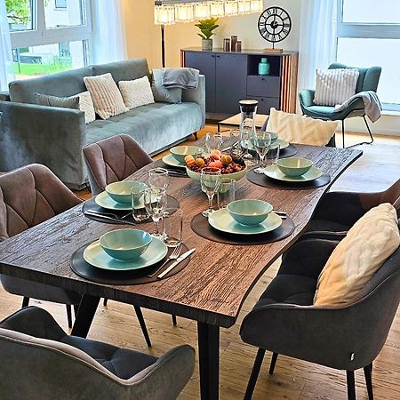 Relaxrefugium Luxus - Kueche, Arbeitsplaetze, Stellplatz & Komfort Fuer Bis 6 Gaeste Königs Wusterhausen エクステリア 写真