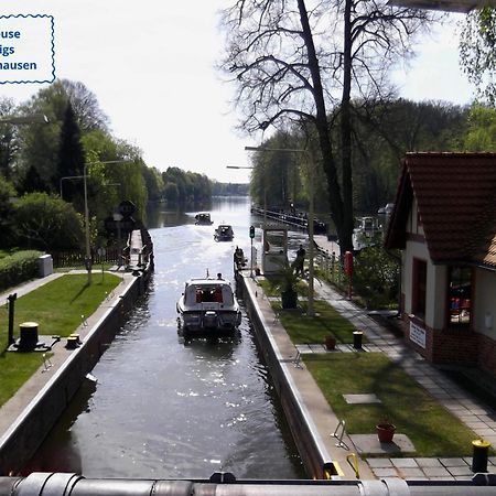Relaxrefugium Luxus - Kueche, Arbeitsplaetze, Stellplatz & Komfort Fuer Bis 6 Gaeste Königs Wusterhausen エクステリア 写真