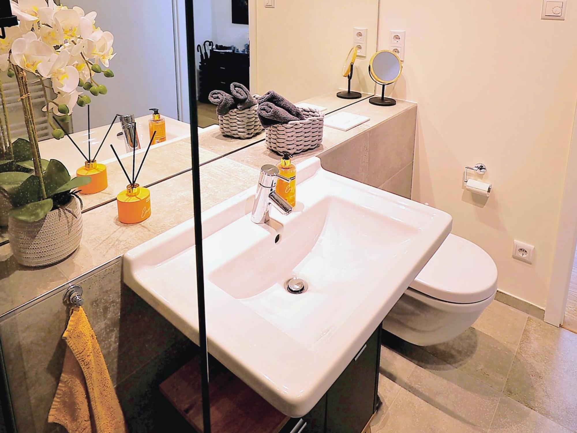 Relaxrefugium Luxus - Kueche, Arbeitsplaetze, Stellplatz & Komfort Fuer Bis 6 Gaeste Königs Wusterhausen エクステリア 写真